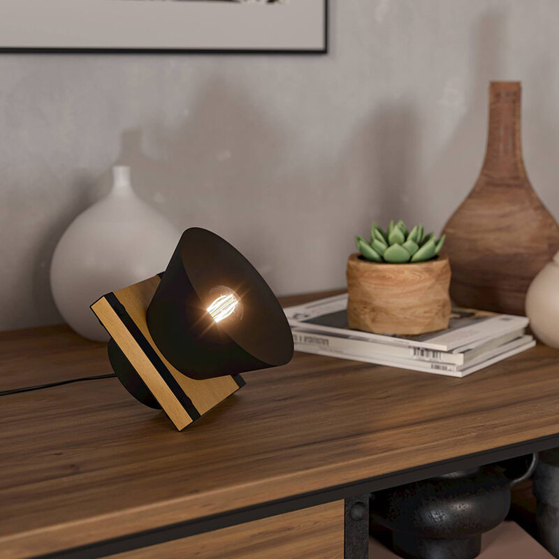 Lámpara de mesa negra de madera, Juanita, con interruptor