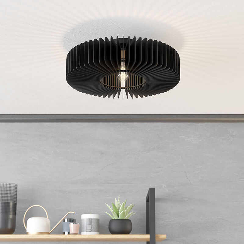Plafón de techo negro de madera, Muna