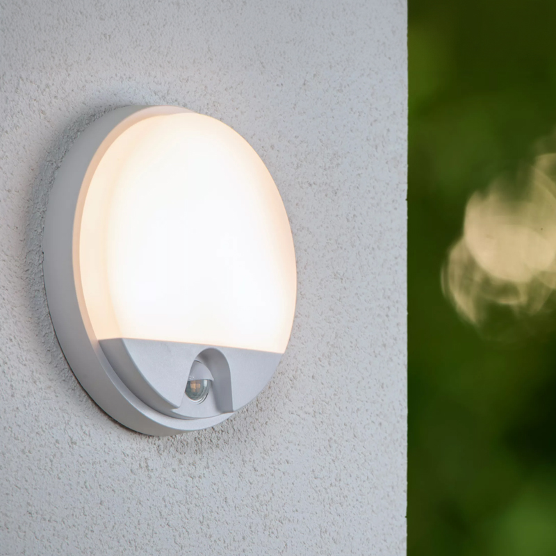 Aplique baño moderno blanco, Hups Ir, 10W, 3000K LED, IP54