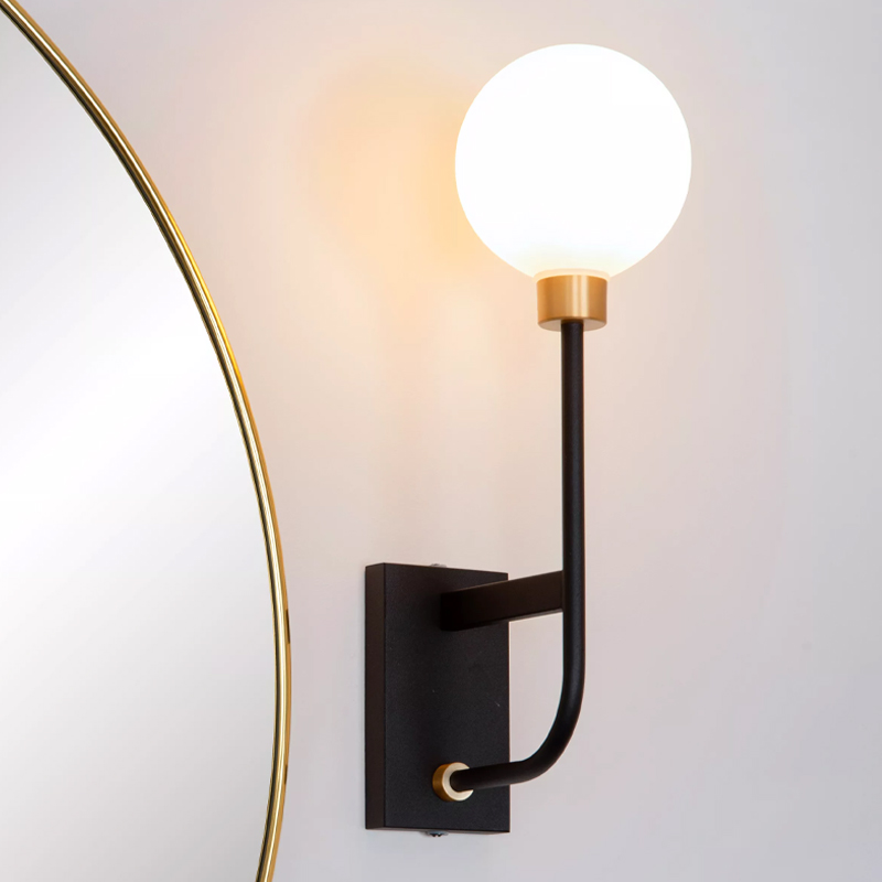 Foco de pared antiguo dorado, Berend, IP44