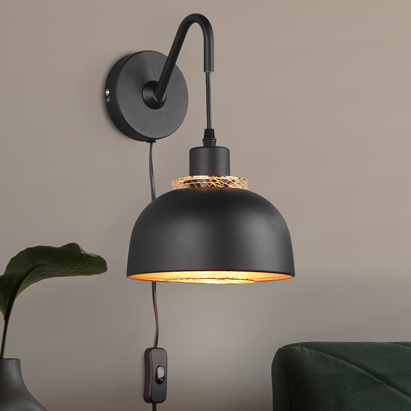 Aplique industrial negro, Sylvano, con interruptor
