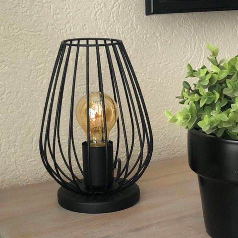 Lámpara de mesa negra de metal, Kitana, con interruptor