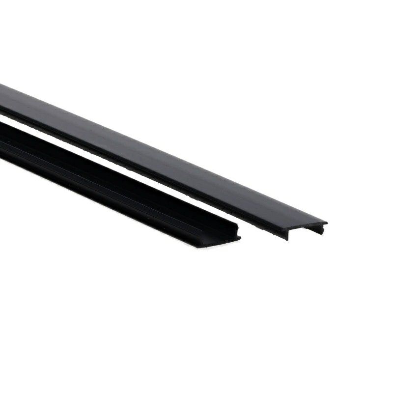 Placa ciega para vía trifásica, negra Placa ciega para vía trifásica, negra