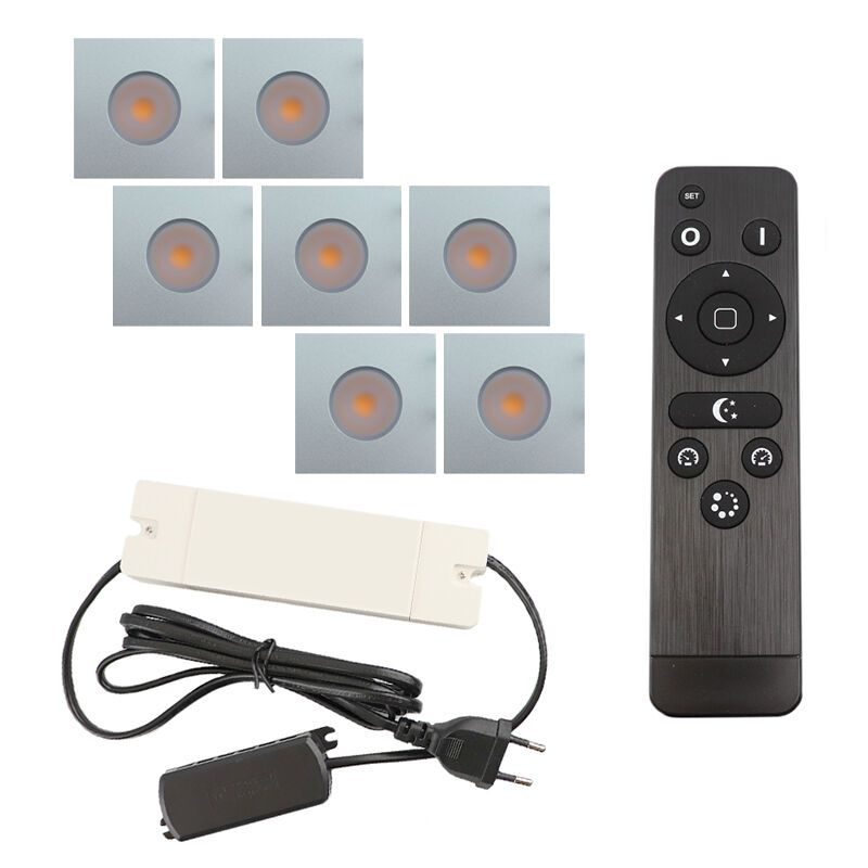 7 focos empotrables cuadrados cromados para porche Dico, IP65, con set de conexión y mando a distancia