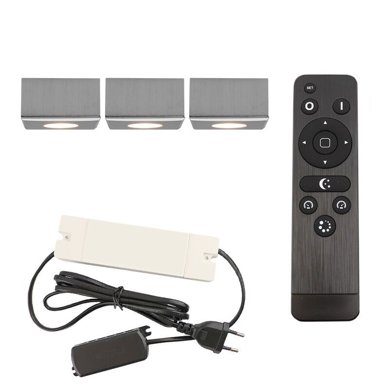 3 apliques de techo cuadrados cromados para porche Fredo, IP44, con set de conexión y mando a distancia