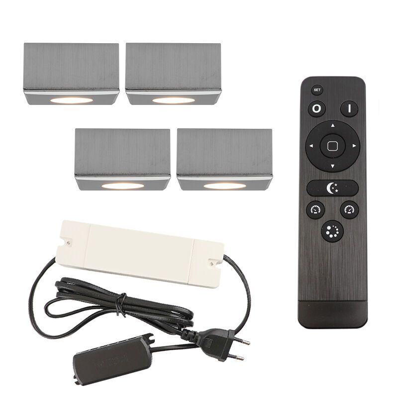 4 apliques de techo cuadrados cromados para porche Fredo, IP44, con set de conexión y mando a distancia 4 apliques de techo cuadrados cromados para porche Fredo, IP44, con set de conexión y mando a distancia