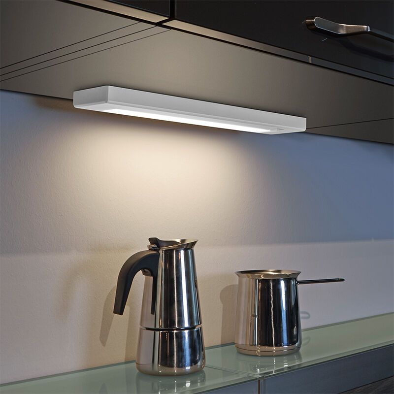 Iluminación bajo muebles cocina de plástico blanca, Hazan, 4W, 3000K LED, con interruptor Iluminación bajo muebles cocina de plástico blanca, Hazan, 4W, 3000K LED, con interruptor