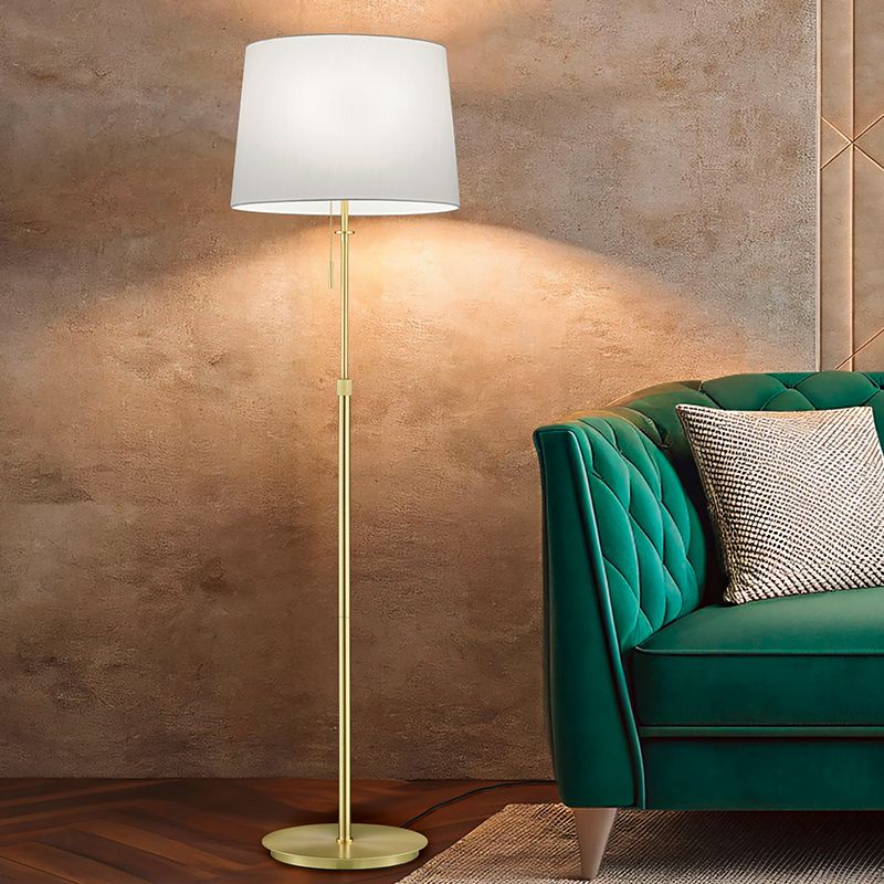 Lámpara de pie antigua latón, Niva, con interruptor de cuerda