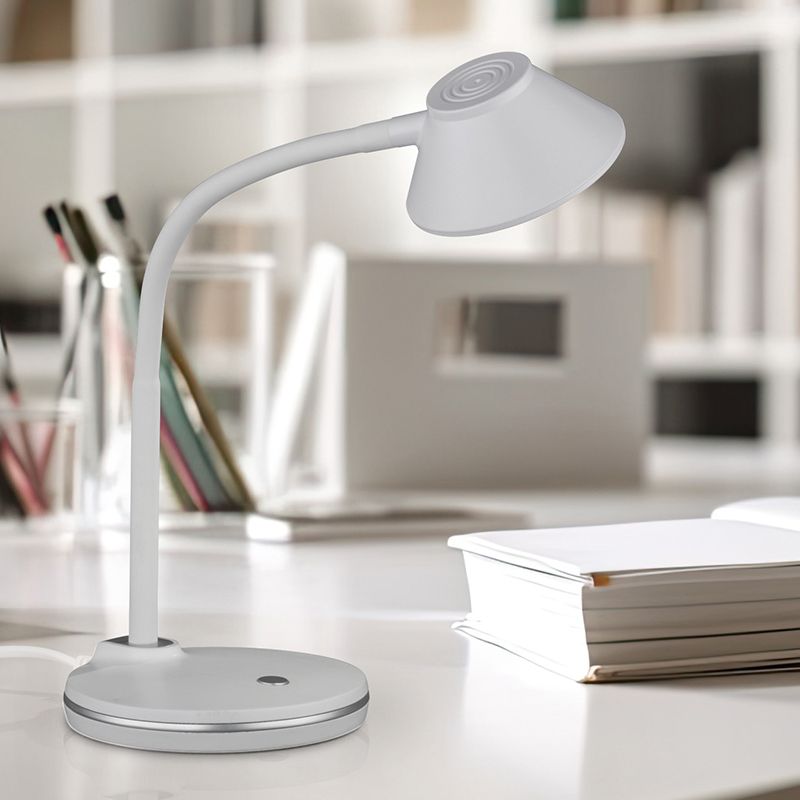 Lámpara de mesa moderna latón, Nano, 3,2W, 3000K LED, con interruptor