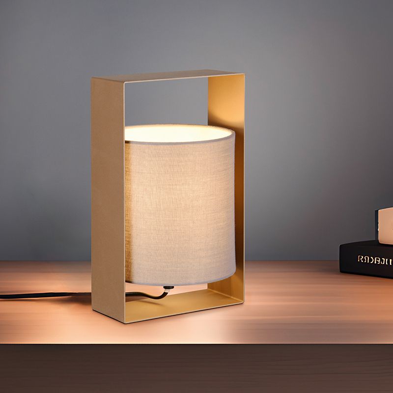 Lámpara de mesa moderna marrón, Radhika, con interruptor Lámpara de mesa moderna marrón, Radhika, con interruptor