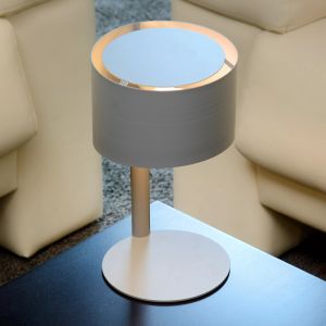 Lámpara de mesa moderna gris, Knulle, con interruptor