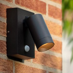 Aplique exterior con sensor de movimiento moderno negro, Taylor, IP54