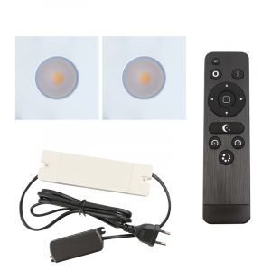 2 focos empotrables cuadrados blancos para porche Dico, IP65, con set de conexión y mando a distancia
