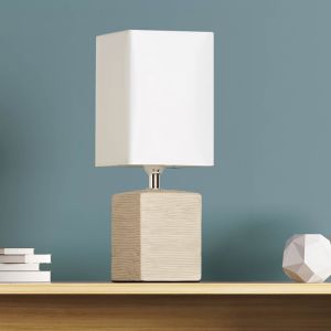 Lámpara de mesa de cerámica blanca, Karola, con interruptor