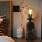 Lámpara de mesa de mármol ámbar, Alan, con interruptor