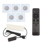 5 focos empotrables cuadrados blancos para porche Dico, IP65, con set de conexión y mando a distancia