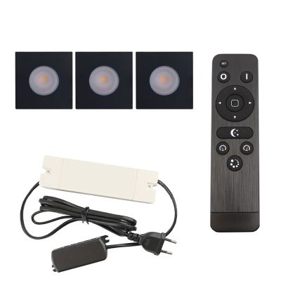 3 focos empotrables cuadrados negros para porche Dico, IP65, con set de conexión y mando a distancia