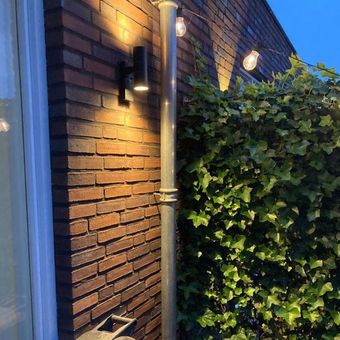 Aplique exterior con sensor crepuscular negro moderno, Pedro, IP44