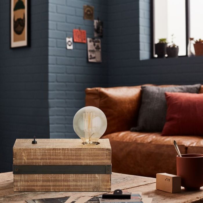 Lámpara de mesa de madera negra, Asli, con interruptor