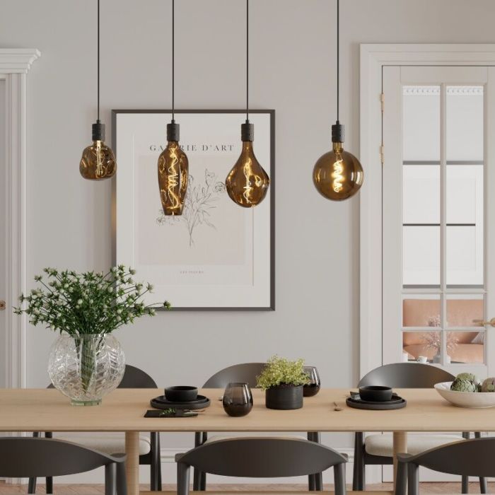 Calex bombilla LED filamento E27 regulable Kalmar, marrón, 5W, 1800K