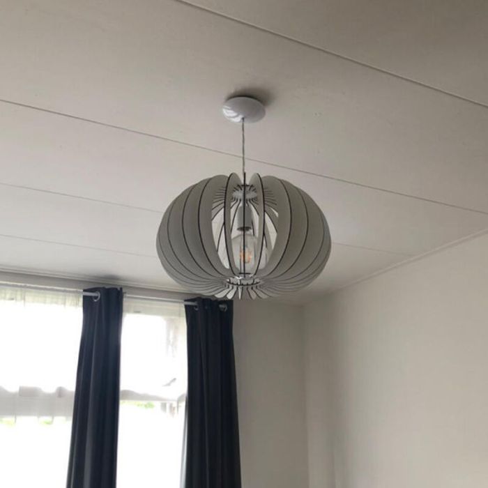 Lámpara colgante blanca de madera, Bergama