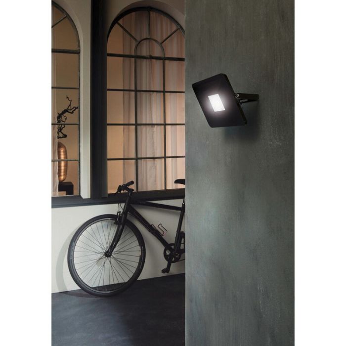 Lámpara exterior negra de aluminio, Joey, IP65