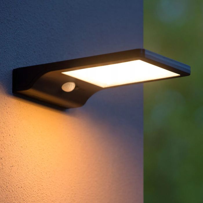 Aplique exterior con sensor de movimiento moderno negro, Basic, 3W, 2700K LED, IP44