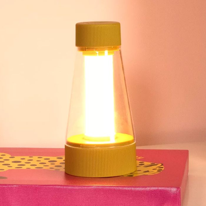 Lámpara de mesa recargable para exterior moderna amarilla, Lorali, 1,2W, 2700K LED, IP44, con regulador táctil