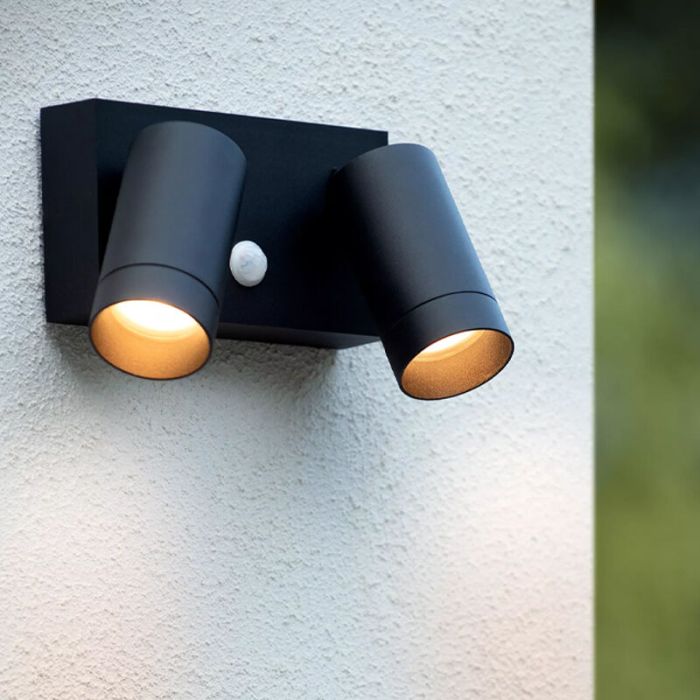 Aplique exterior con sensor de movimiento moderno negro, Taylor, IP54