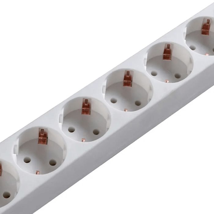 Regleta 6 enchufes con interruptor 1,5 metros, blanco