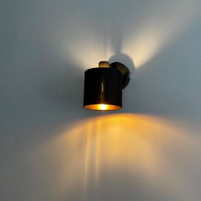 Foco de pared moderno negro, Koge