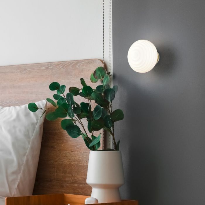 Aplique de pared recargable moderno latón, Walid, 1,5W, 3000K LED, regulable en 3 pasos